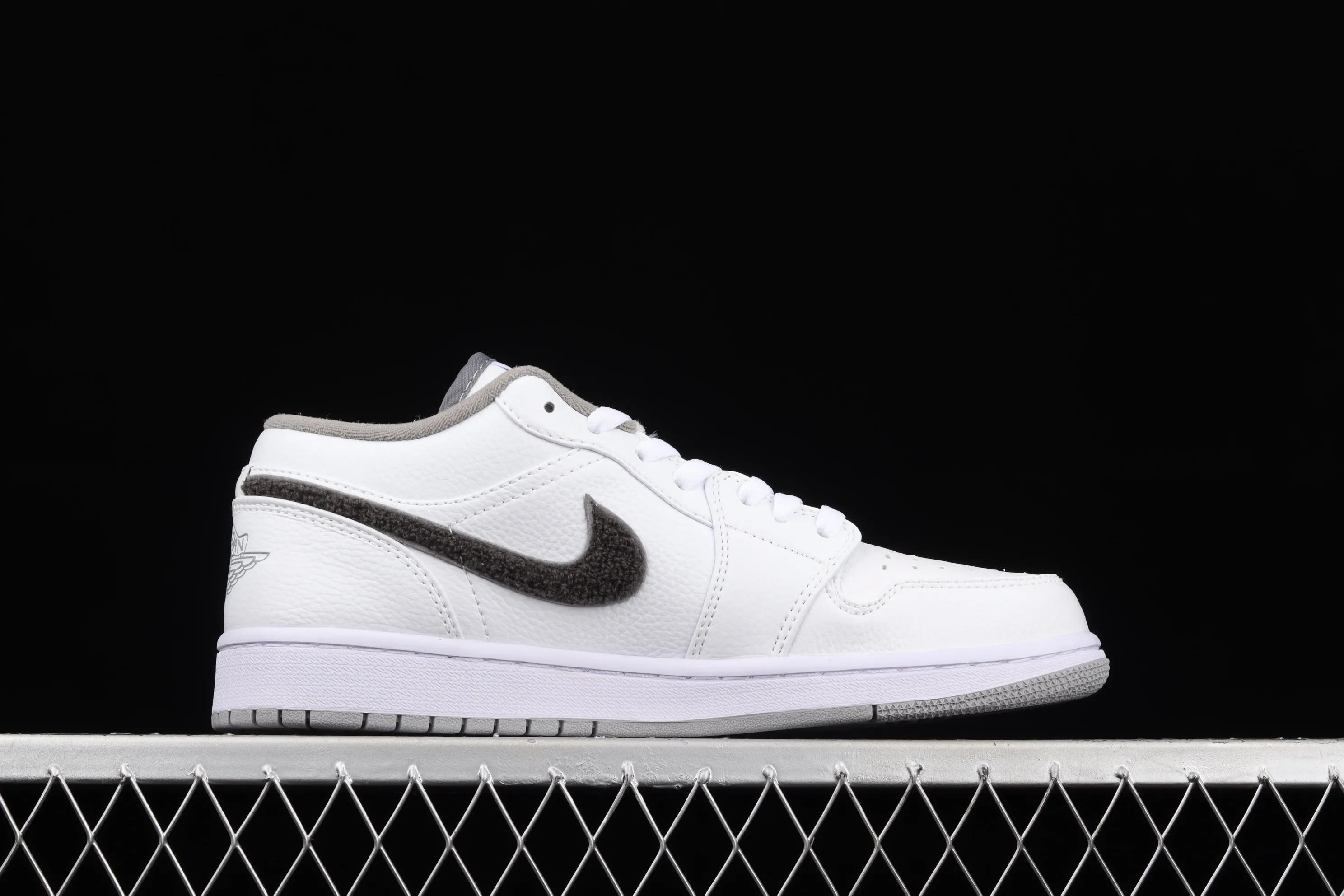 All categories Air Jordan Jordan series basketball shoes Air Jordan 1 Low Air Jordan 1 Low AJ1 Joe 1 low-top cultural and leisure sports sneakers 338145-103
